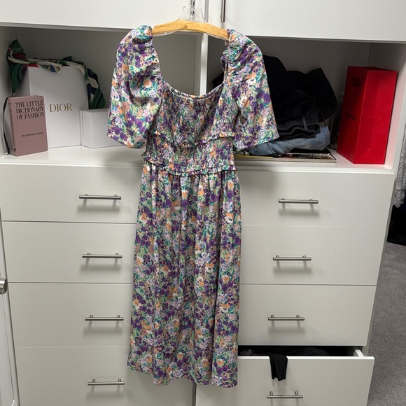 Floral Puff Sleeve Dress - Picture 1 of 2